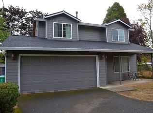 11612 NE Knott St, Portland, OR 97220