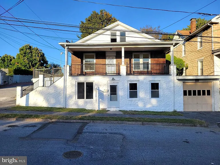 317 S 4th St — Photo 29