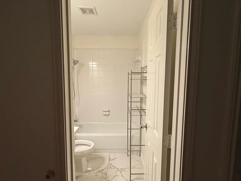 2244 Ann St — Photo 22