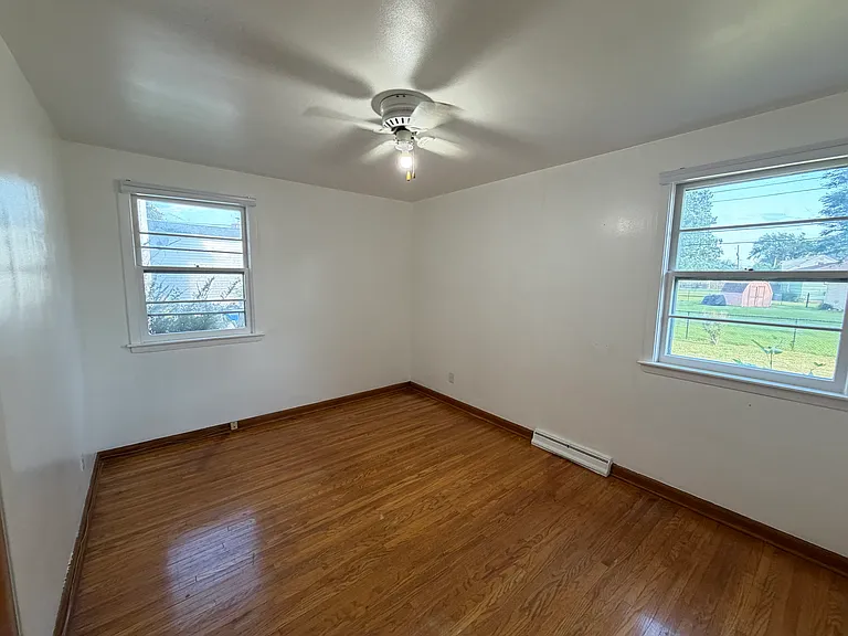 222 Frankhauser Rd — Photo 17