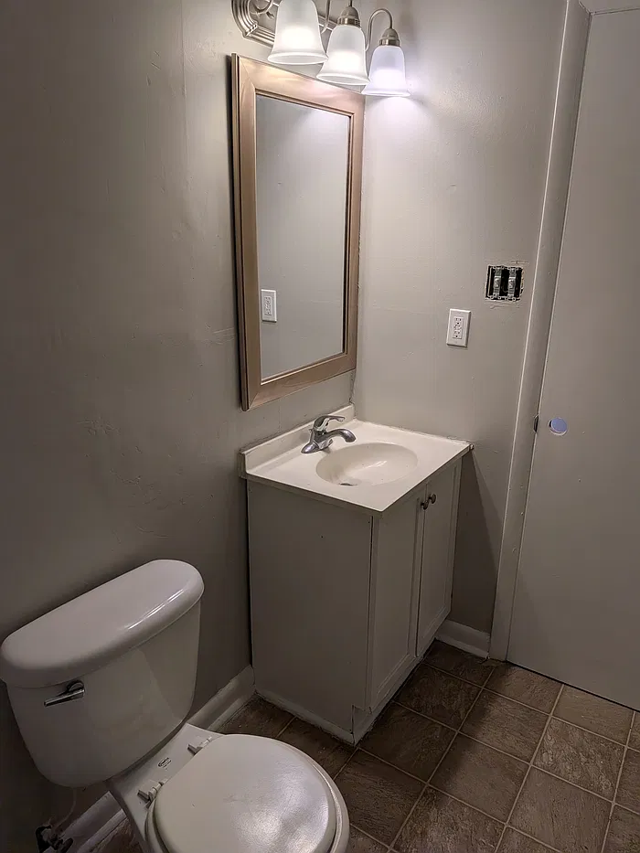 1 bed, 1.0 bath, 685 sqft, $900 — Photo 4