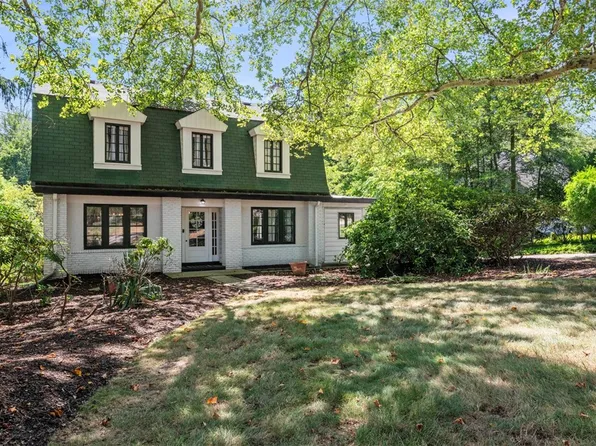 853 W Ingomar Rd, Pittsburgh, PA 15237