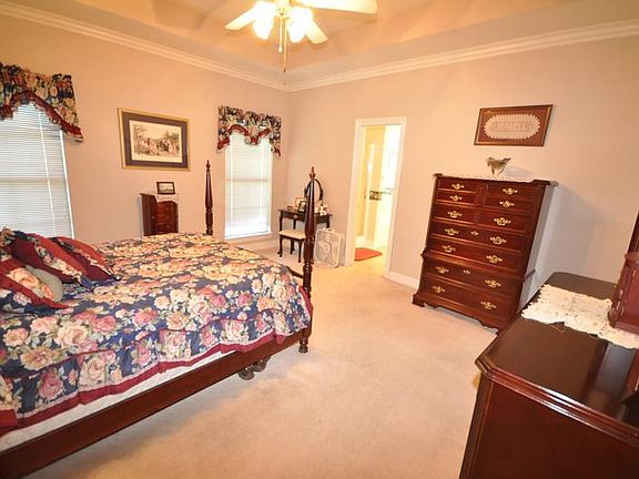 5th image of 23116 General Gardner Ln