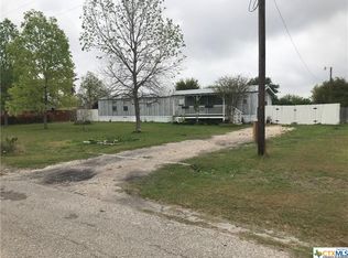 131 Geronimo Trl, Seguin, TX 78155