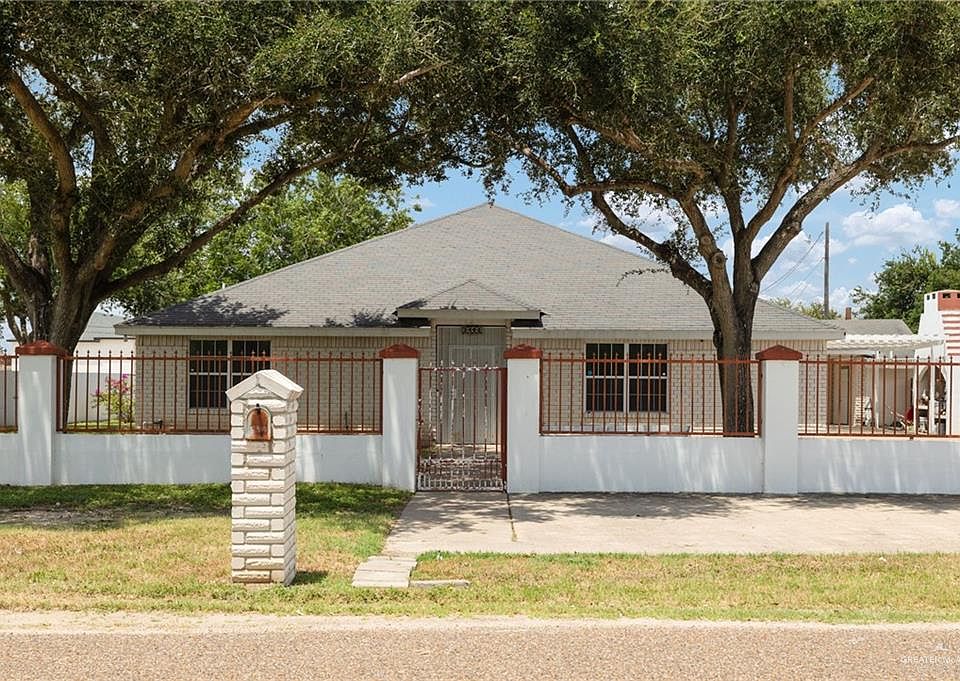 1st image of 3400 Palenque Dr