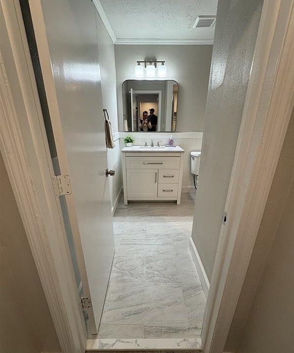 1st image of 5411 Sweetwater Terrace Cir