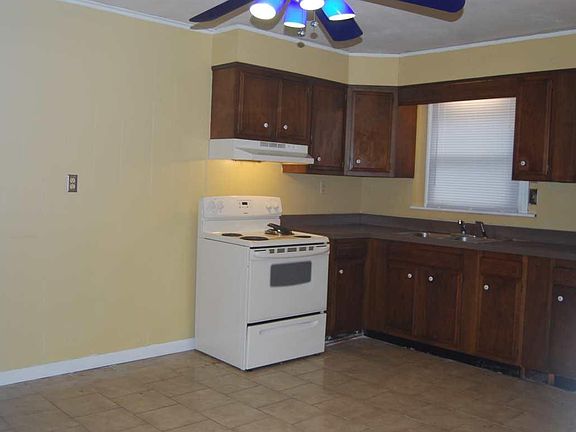 5th image of 170 Richards Dr