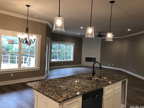 5th image of 413 Forest Oaks Cv