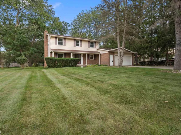 5280 Millwood Dr, Flint, MI 48504