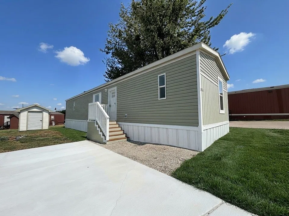 709 N Collins Fwy #112