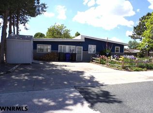 1002 Avenue N, Scottsbluff, NE 69361
