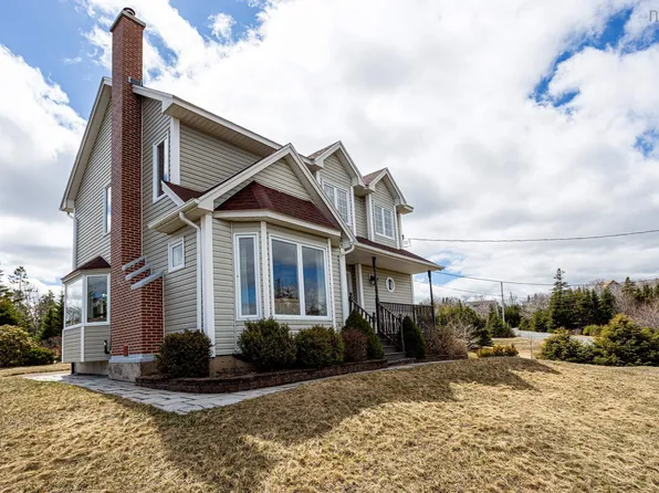 36 John Oneill Ln, Halifax, NS B3V 1J4