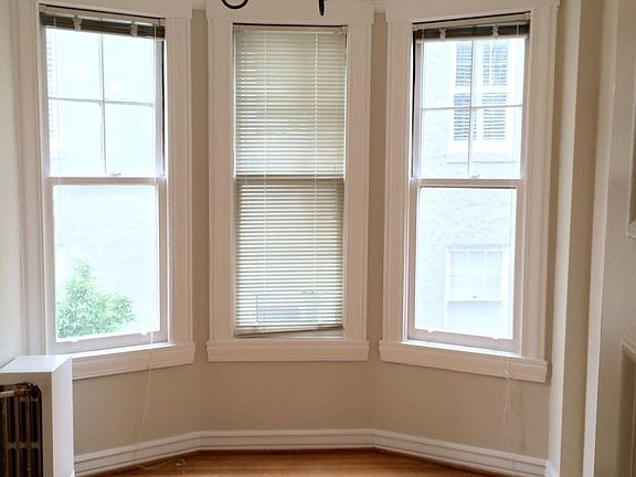 4th image of 2070 Pacific Ave APT 402