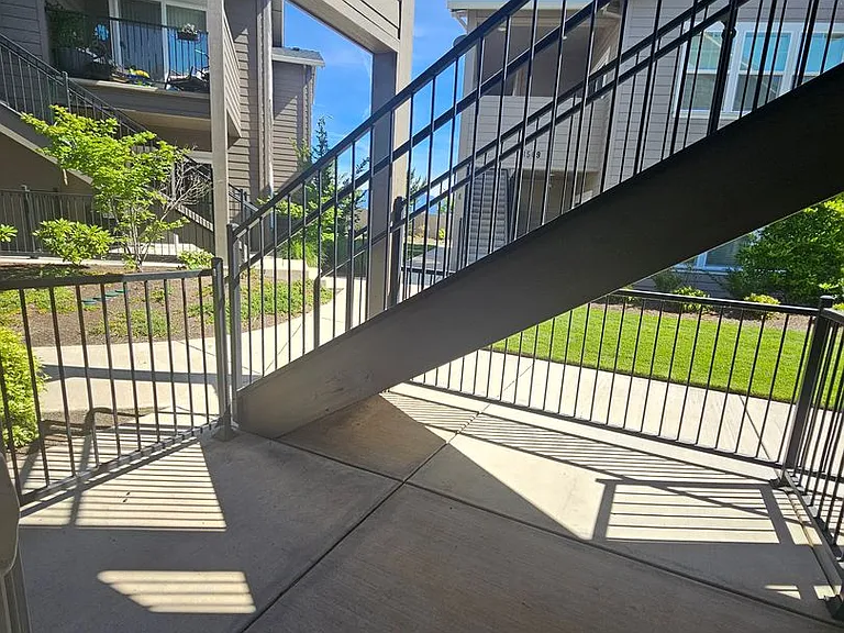 3515 Juanipero Way — Photo 8