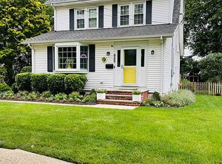 869 Dorian Rd, Westfield, NJ 07090