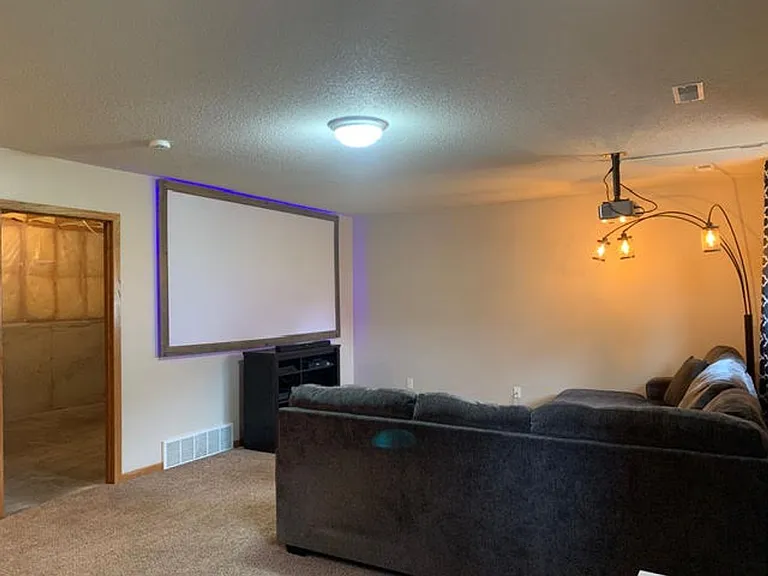 2909 W Frank St — Photo 6