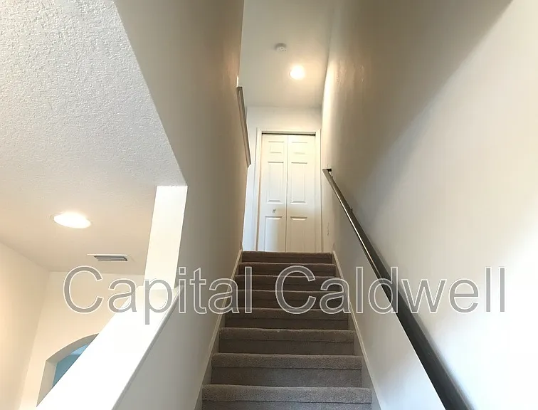 7013 Timberside Pl — Photo 8