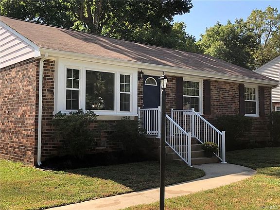 3rd image of 3807 Pretty Ln