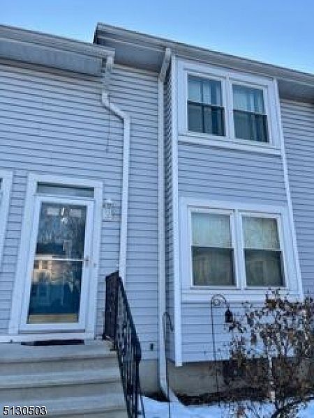 1st image of 49 Village Dr