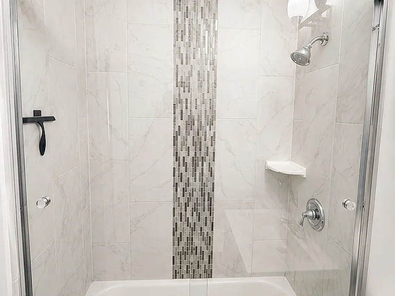 1813 W Victory Blvd — Photo 7