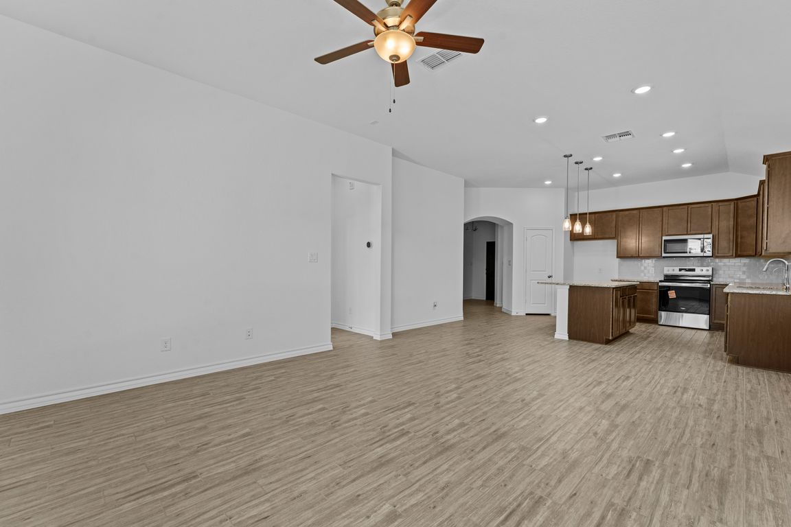 next background image