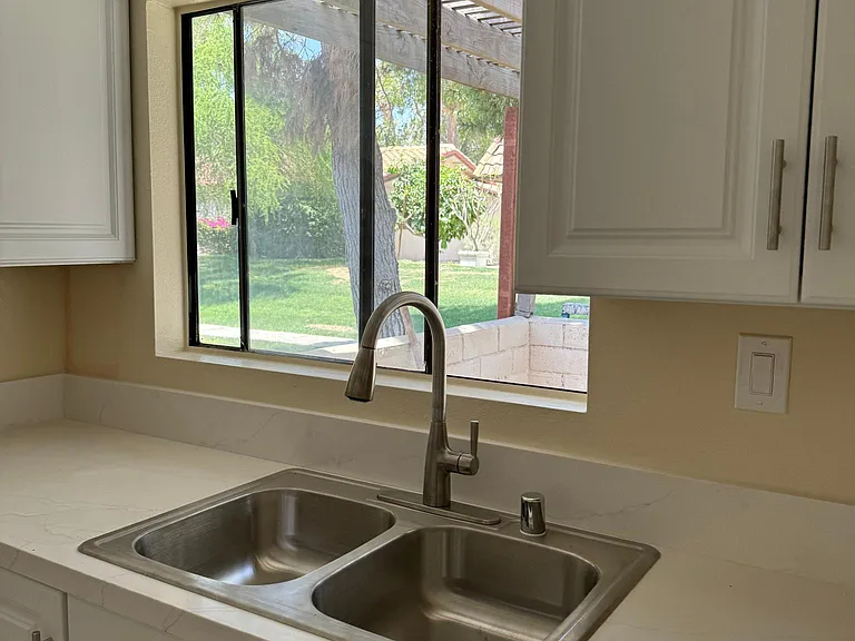 75310 Pino Dr — Photo 9