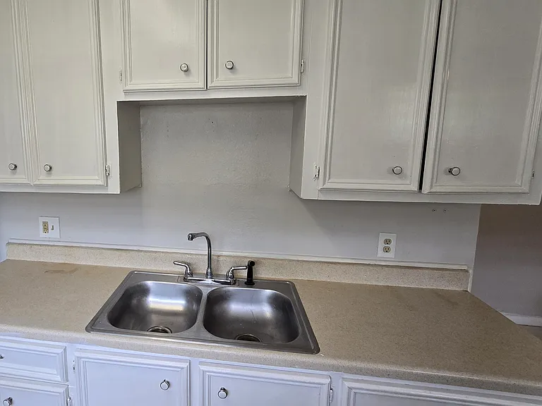 3411 Drew St #2 — Photo 5