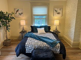 15 Vincennes Ave, Oakdale, PA 15071