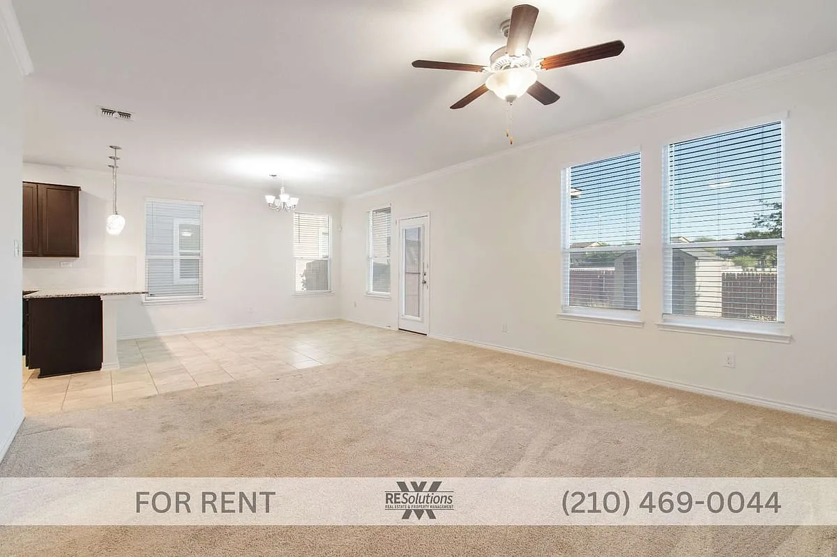 2634 Lake Horizon — Photo 4