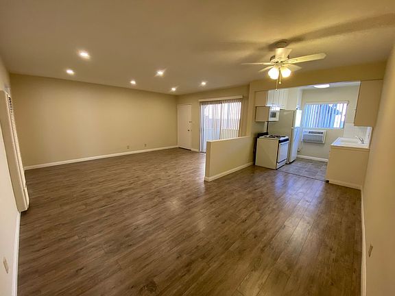 5th image of 241 E Alameda Ave #B