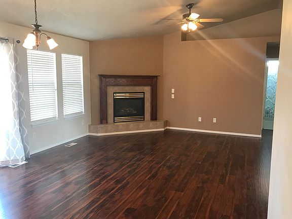 Cozy gas fireplace in great room just in time for fall!