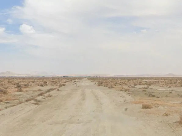 Vic Avenue Stw #B8-5, Lancaster, CA 93534