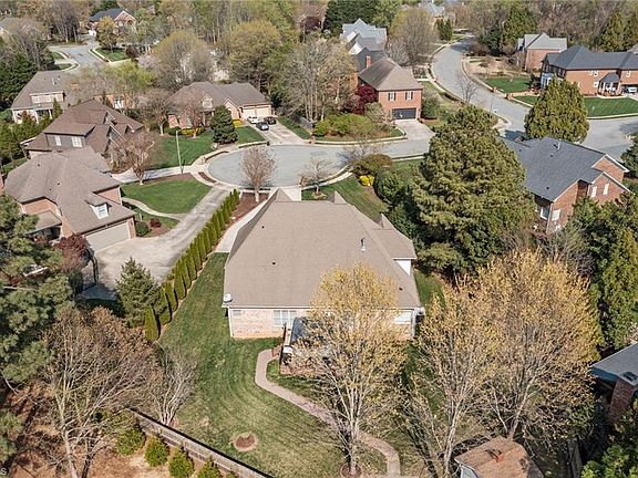 5th image of 3224 Somerton Pl