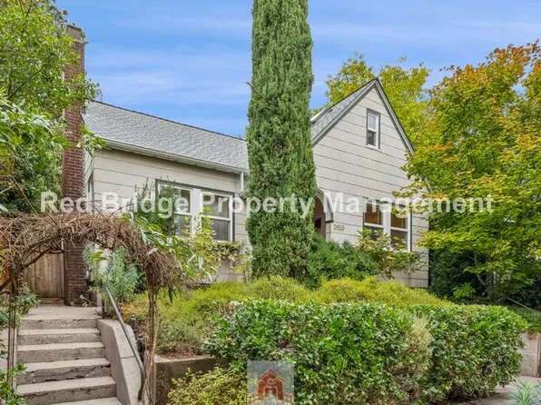 2619 NE Flanders St, Portland, OR 97232