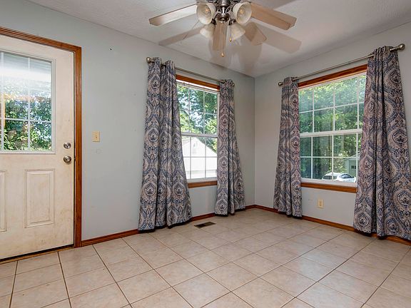 4th image of 2057 N Douglas Avenue