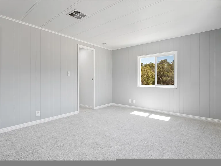 59521 Lafayette Rd — Photo 16