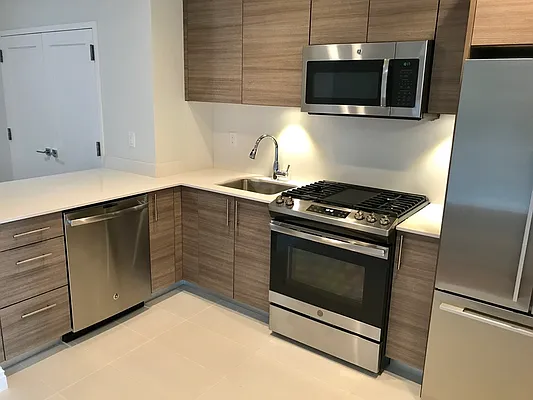 Rented by Stonehenge NYC LLC | media 57