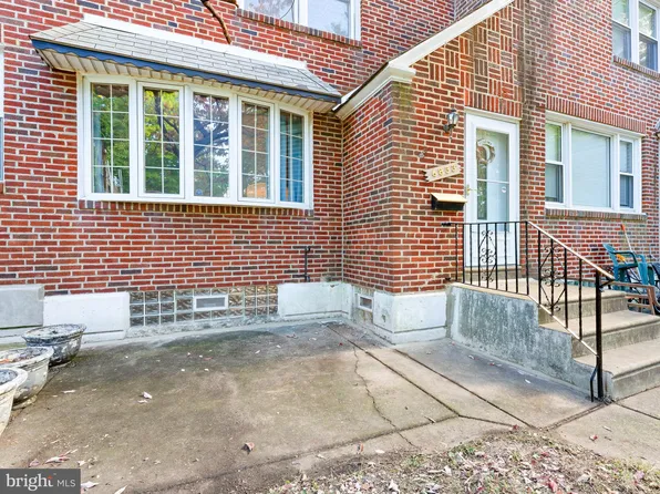 6833 E Roosevelt Blvd, Philadelphia, PA 19149