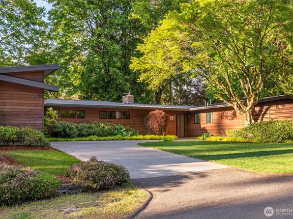 8864 SE 60th Street, Mercer Island, WA 98040