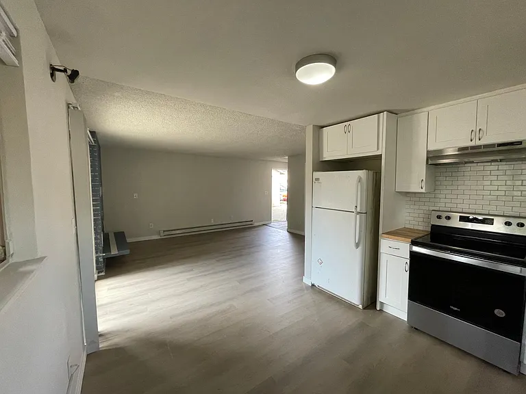2715 S 256th Pl #A — Photo 4