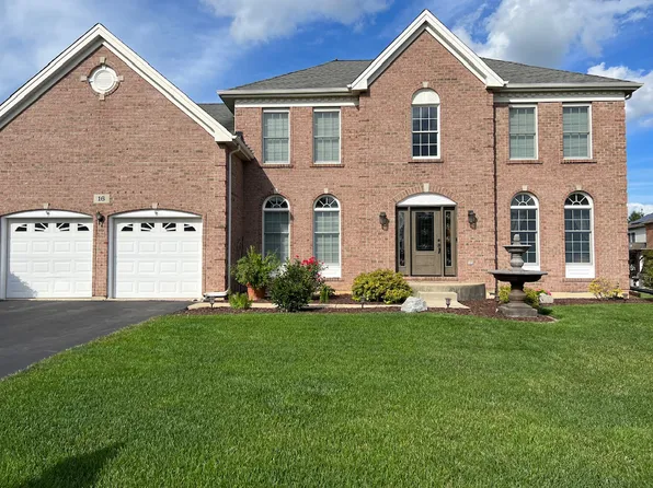 16 Eagle Ridge Dr, Hawthorn Woods, IL 60047