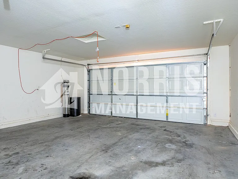 1632 E Cardinal Dr — Photo 39