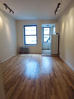 Rented by City & Suburban | media 10