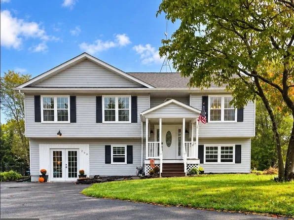 200 Whitham Dr, Gore, VA 22637