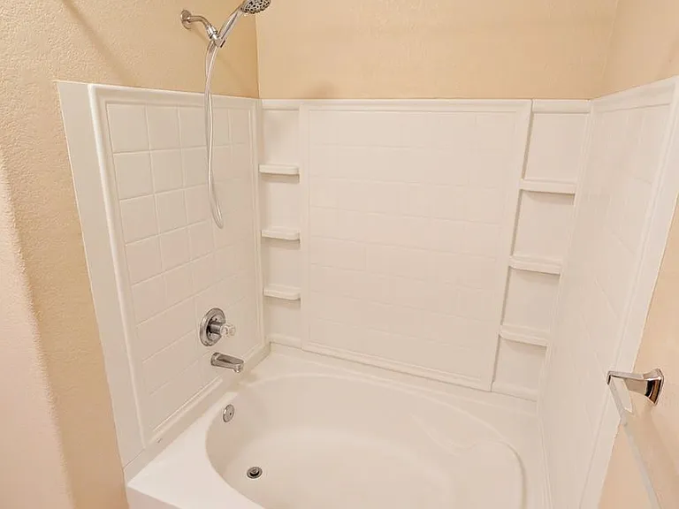 555 Cougar Bluff Point #207 — Photo 5