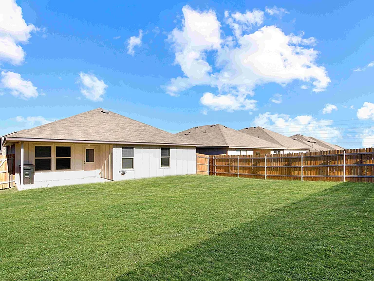 9621 Falme Ln — Photo 20