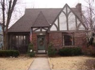 6842 Oak Ter, Kansas City, MO 64113