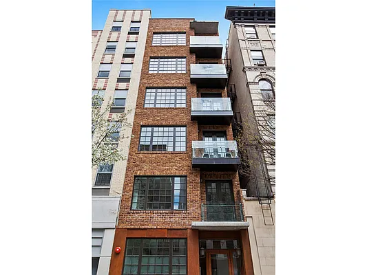 Sold by Douglas Elliman | media 25