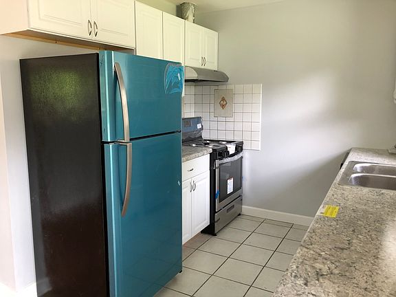 5th image of 26281 N Lilac Dr