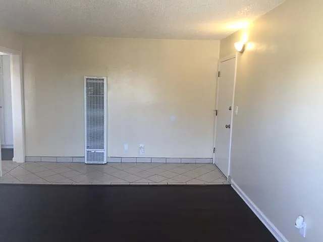 25036 Oak St — Photo 4